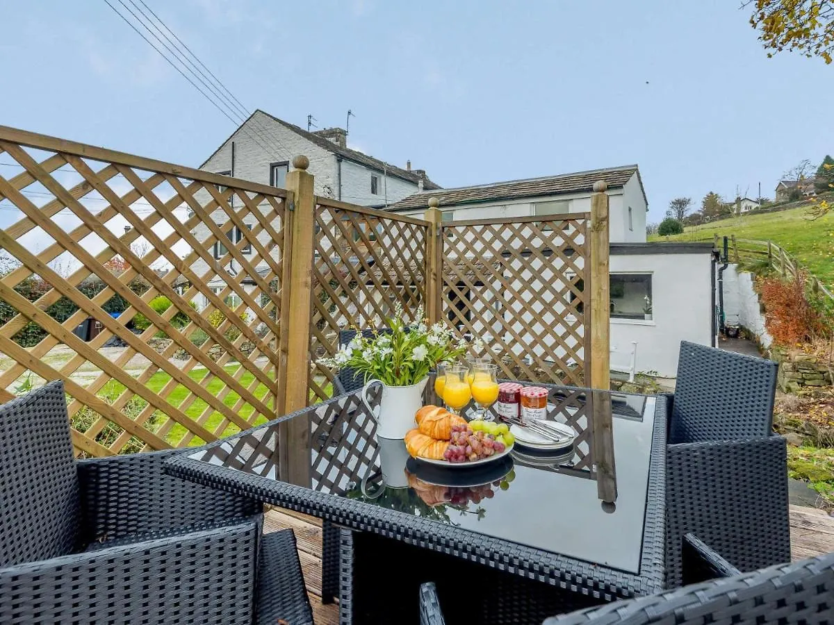 2 Bed In Skipton 83775 Barnoldswick
